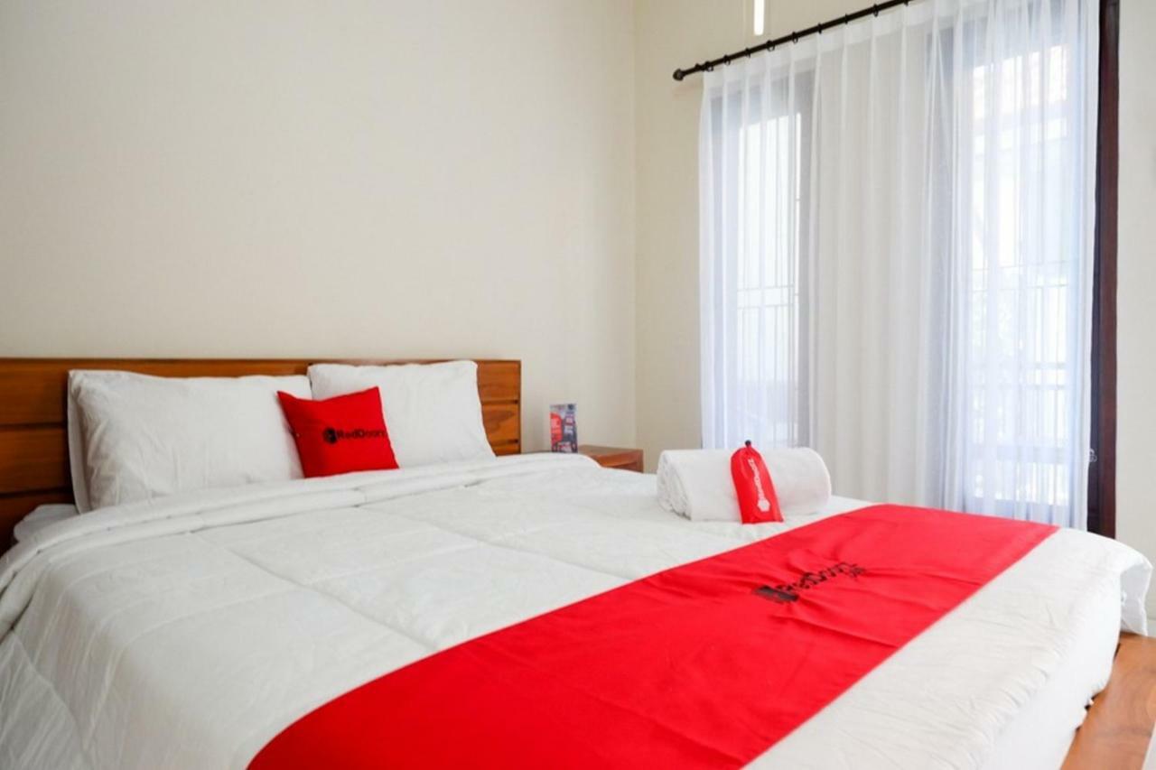 Reddoorz Near Mertasari Beach Denpasar Habitación foto